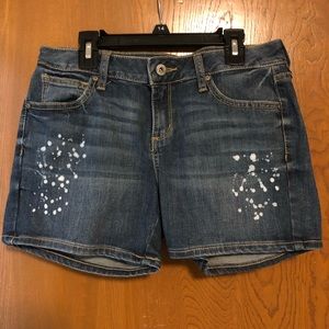 Arizona Jean Co. denim distressed bleach paint splatter jeans shorts 5